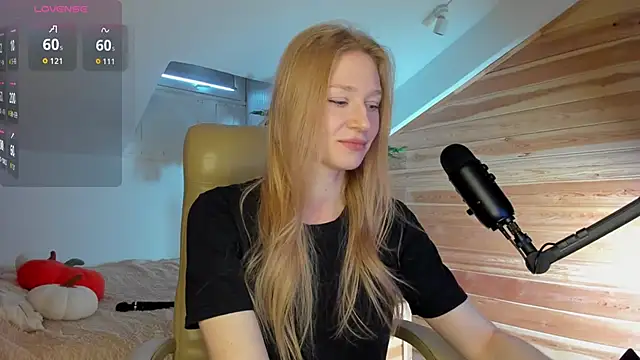 Snapshot of AuroraShoww chatting on October 23, 2025, 12:26 pm AuroraShoww online show from October 23, 2025, 12:26 pm