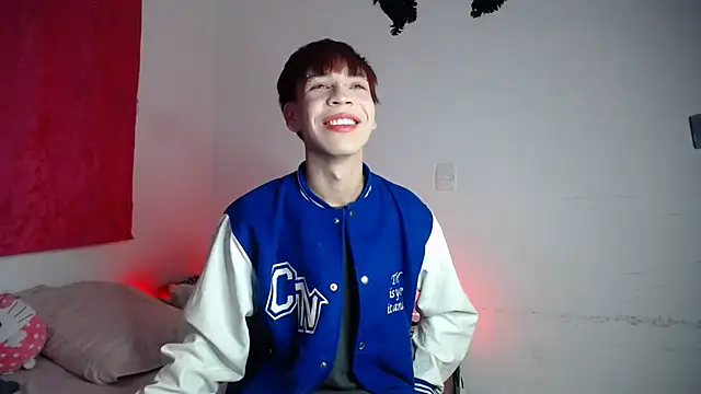 lucky stricke online show from December 5, 2025, 6:22 am