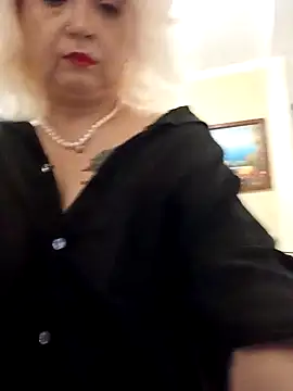 SquirtMilf00 online show from March 3, 2025, 1:31 am