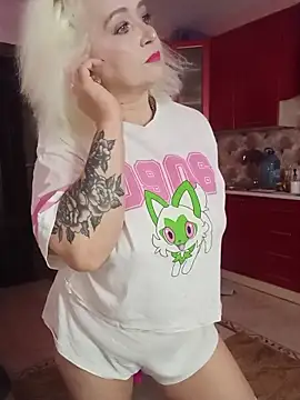 SquirtMilf00 online show from October 8, 2025, 1:58 am