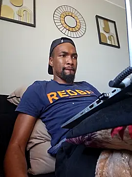 Snapshot of mojaymort chatting on September 22, 2025, 6:59 am mojaymort online show from September 22, 2025, 6:59 am