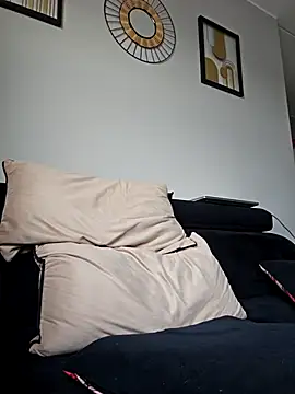 Snapshot of mojaymort chatting on September 23, 2025, 2:53 pm mojaymort online show from September 23, 2025, 2:53 pm