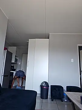 Snapshot of mojaymort chatting on October 12, 2025, 10:14 am mojaymort online show from October 12, 2025, 10:14 am