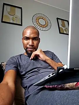 Snapshot of mojaymort chatting on October 20, 2025, 8:15 am mojaymort online show from October 20, 2025, 8:15 am