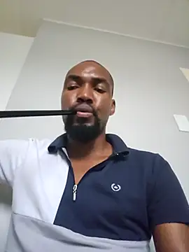 Snapshot of mojaymort chatting on November 15, 2025, 4:03 pm mojaymort online show from November 15, 2025, 4:03 pm