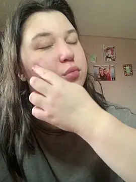 Kemeli008 online show from November 6, 2025, 11:44 am