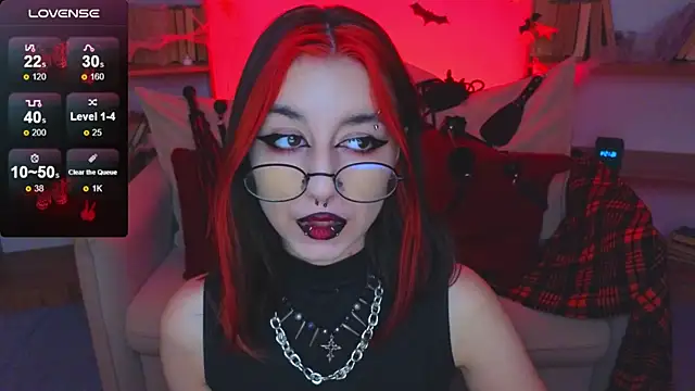 Snapshot of Mistress__Marcelline chatting on November 1, 2025, 9:55 am Mistress Marcelline online show from November 1, 2025, 9:55 am