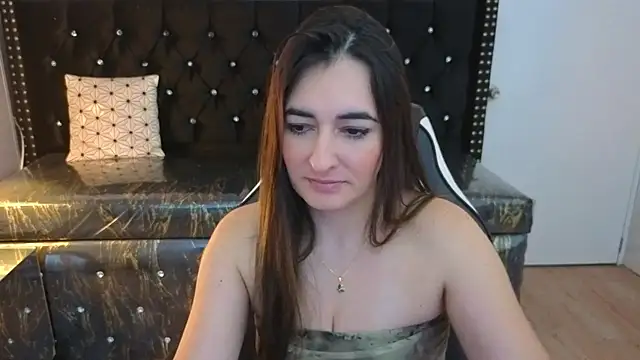 Snapshot of Soffi_betacur_b chatting on September 13, 2025, 3:17 am Soffi betacur b online show from September 13, 2025, 3:17 am