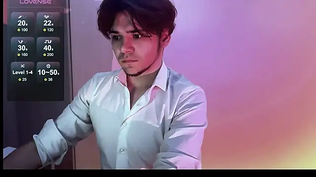 Snapshot of 1RobertTT chatting on October 28, 2025, 9:17 pm 1RobertTT online show from October 28, 2025, 9:17 pm