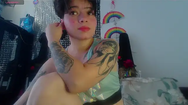 Snapshot of Mitsuha_gate chatting on October 23, 2025, 2:49 pm Mitsuha gate online show from October 23, 2025, 2:49 pm