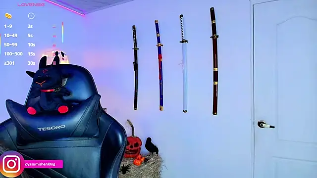 Snapshot of Nicorobinn chatting on October 10, 2025, 8:19 pm Nicorobinn online show from October 10, 2025, 8:19 pm