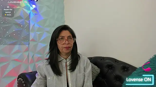 Snapshot of SabinaDeluxe_cg chatting on October 10, 2025, 2:16 pm SabinaDeluxe cg online show from October 10, 2025, 2:16 pm