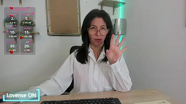 Snapshot of SabinaDeluxe_cg chatting on October 11, 2025, 1:31 pm SabinaDeluxe cg online show from October 11, 2025, 1:31 pm