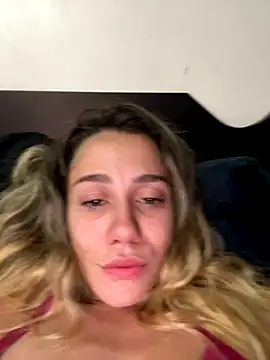 Snapshot of blond-96 chatting on October 24, 2025, 1:03 am blond-96 online show from October 24, 2025, 1:03 am