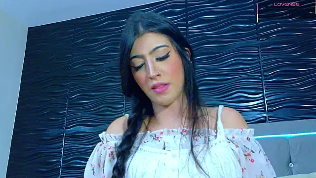 Snapshot of Ambar_Bull chatting on October 2, 2025, 1:40 pm Ambar Bull online show from October 2, 2025, 1:40 pm