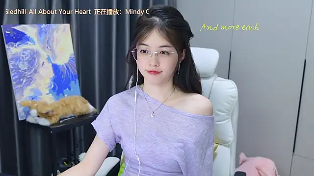 Qianqian-888 online show from October 13, 2025, 12:54 am