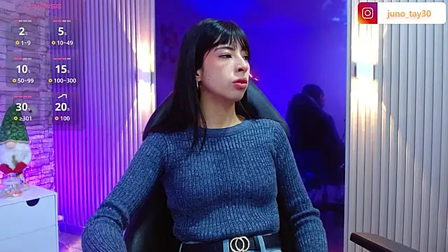 juno tay online show from December 2, 2025, 11:48 am