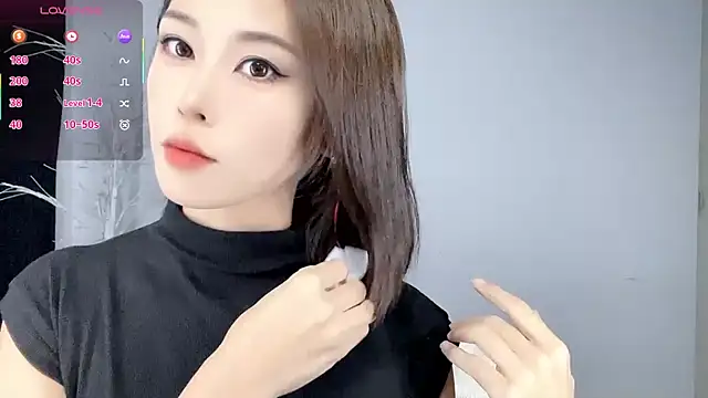 xiaoyue8888 online show from November 30, 2025, 8:40 am