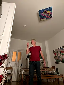 Snapshot of SexyLeon8 chatting on September 21, 2025, 10:00 pm SexyLeon8 online show from September 21, 2025, 10:00 pm