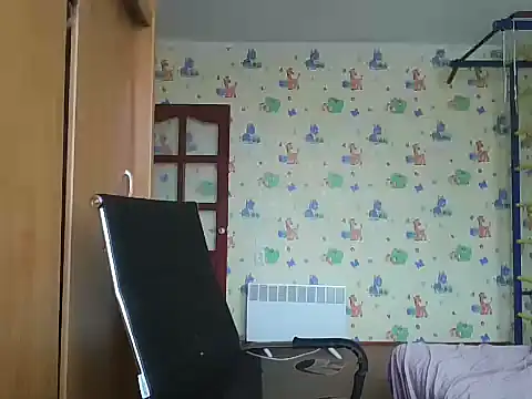 chiraq1945 online show from October 8, 2025, 7:28 am