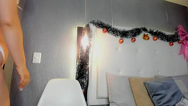 Snapshot of ximenanoah chatting on December 17, 2025, 1:50 pm ximenanoah online show from December 17, 2025, 1:50 pm