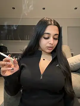 LilMisIndianx online show from October 22, 2025, 11:21 am