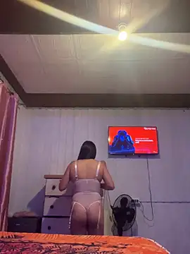 JosefaSweet online show from December 2, 2025, 11:23 pm