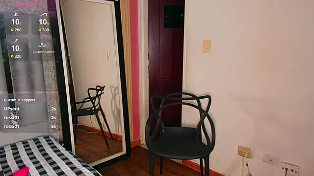 Snapshot of drooling4daddy chatting on October 6, 2025, 12:41 am drooling4daddy online show from October 6, 2025, 12:41 am