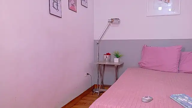 Snapshot of drooling4daddy chatting on November 8, 2025, 12:38 pm drooling4daddy online show from November 8, 2025, 12:38 pm