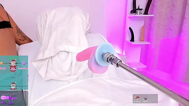 Snapshot of arynaughty20 chatting on December 3, 2025, 11:41 am arynaughty20 online show from December 3, 2025, 11:41 am