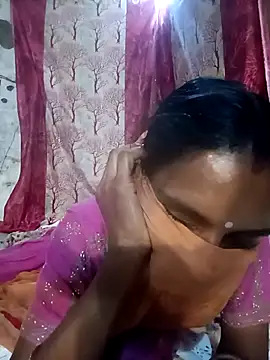 Snapshot of Babhi_Love chatting on October 1, 2025, 5:52 pm Babhi Love online show from October 1, 2025, 5:52 pm