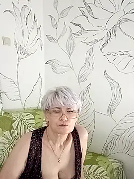 Snapshot of Catty_Lady chatting on September 13, 2025, 6:08 pm Catty Lady online show from September 13, 2025, 6:08 pm