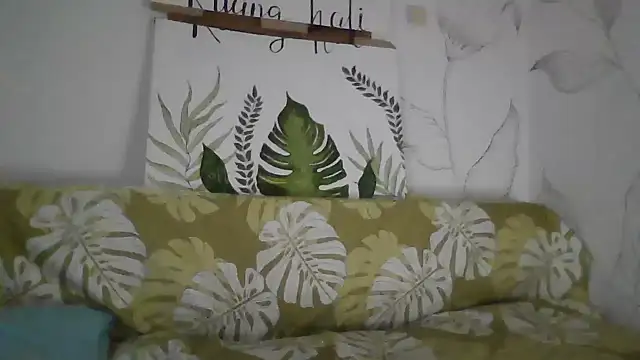 Snapshot of Catty_Lady chatting on November 16, 2025, 6:13 pm Catty Lady online show from November 16, 2025, 6:13 pm