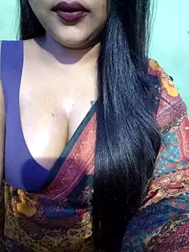 Snapshot of JIYA-04 chatting on November 22, 2025, 12:59 pm JIYA-04 online show from November 22, 2025, 12:59 pm