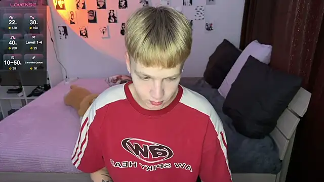 Snapshot of olivertasty chatting on September 22, 2025, 6:37 am olivertasty online show from September 22, 2025, 6:37 am