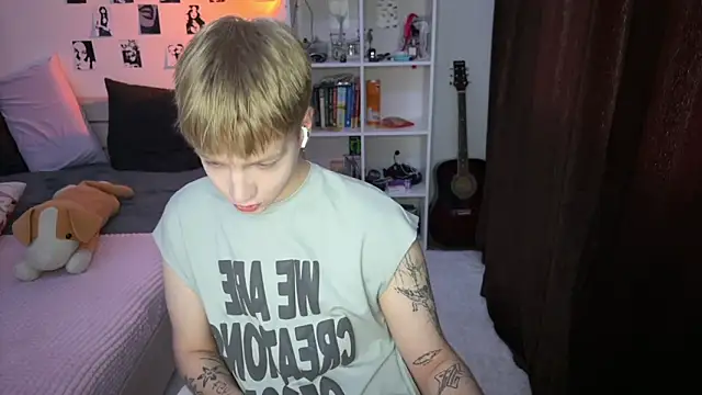 Snapshot of olivertasty chatting on September 30, 2025, 1:16 pm olivertasty online show from September 30, 2025, 1:16 pm