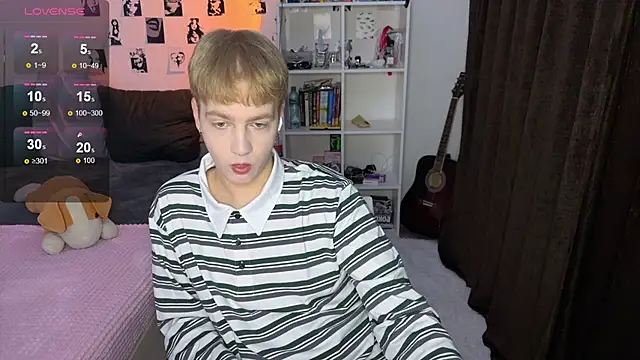 Snapshot of olivertasty chatting on October 5, 2025, 2:37 pm olivertasty online show from October 5, 2025, 2:37 pm