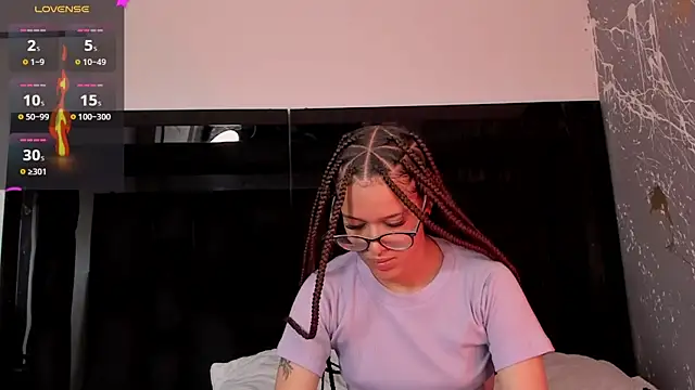 Snapshot of ZoeWestt chatting on September 28, 2025, 2:55 pm ZoeWestt online show from September 28, 2025, 2:55 pm