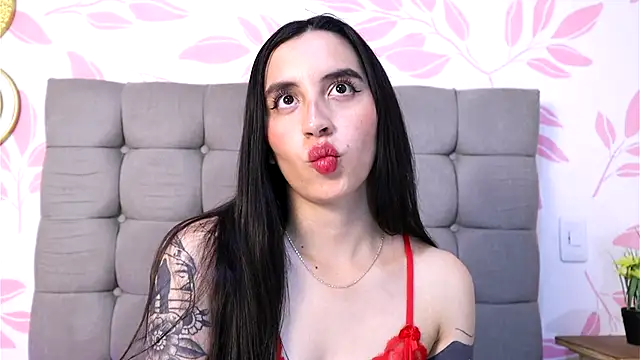 kaylee lee online show from October 3, 2025, 4:09 am