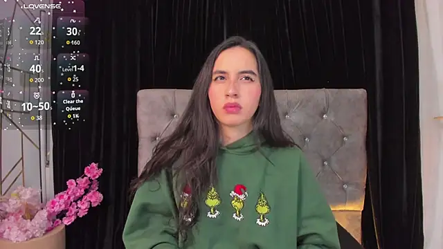 kaylee lee online show from November 14, 2025, 4:00 am