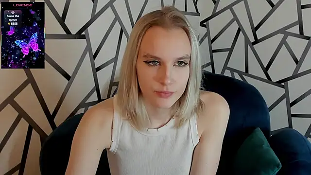 Carolin Miller online show from December 5, 2025, 9:29 am