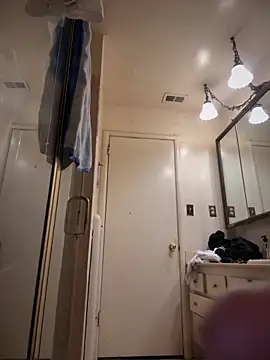 himNIGuys online show from November 28, 2025, 1:19 am