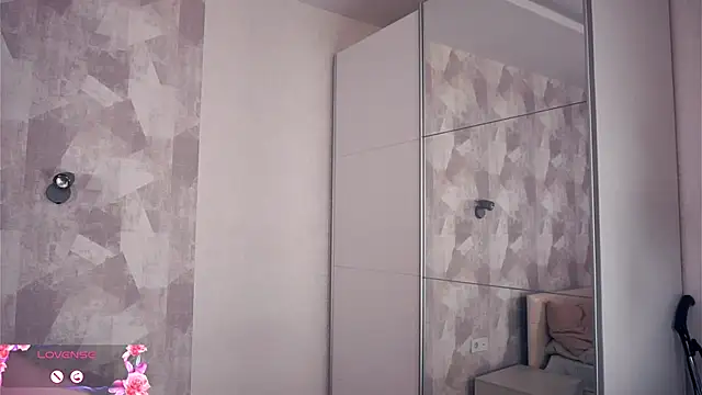 SilverGalen online show from November 28, 2025, 7:33 am