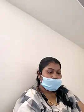 Snapshot of tamil_Miraclequeen chatting on November 13, 2025, 4:33 am tamil Miraclequeen online show from November 13, 2025, 4:33 am