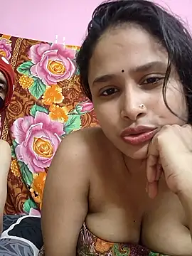 Seducing couple online show from September 28, 2025, 6:02 pm