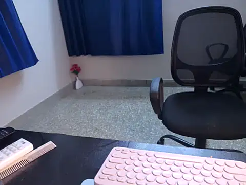 Snapshot of Anjalistar chatting on September 9, 2025, 12:37 pm Anjalistar online show from September 9, 2025, 12:37 pm