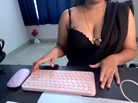 Snapshot of Anjalistar chatting on September 21, 2025, 4:36 am Anjalistar online show from September 21, 2025, 4:36 am