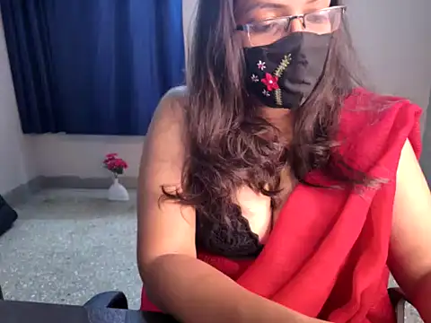 Snapshot of Anjalistar chatting on November 10, 2025, 4:44 am Anjalistar online show from November 10, 2025, 4:44 am