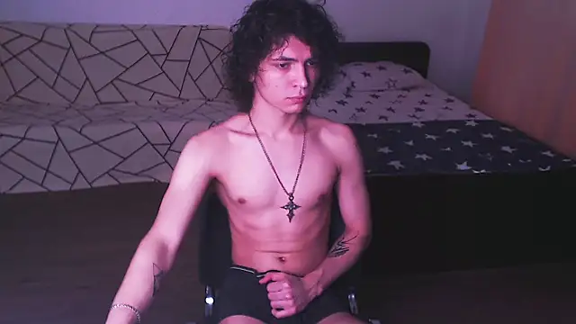 Snapshot of _Dickkie_ chatting on October 14, 2025, 10:32 pm Dickkie online show from October 14, 2025, 10:32 pm