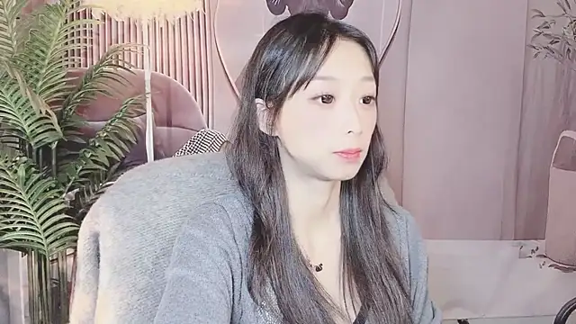 jiangjiang caicai online show from November 8, 2025, 4:56 am